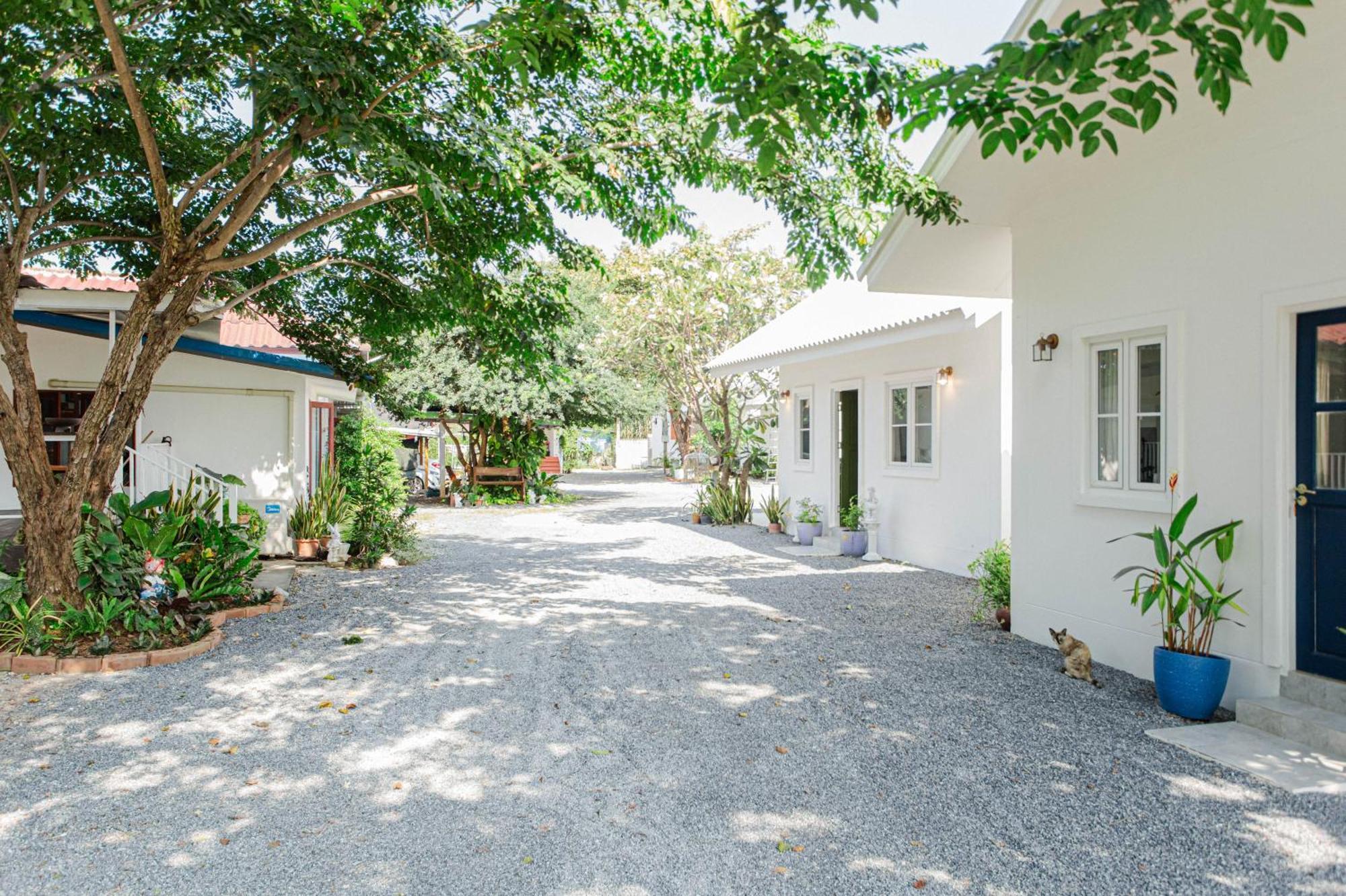 Vawa Guesthouse Kanchanaburi Zewnętrze zdjęcie